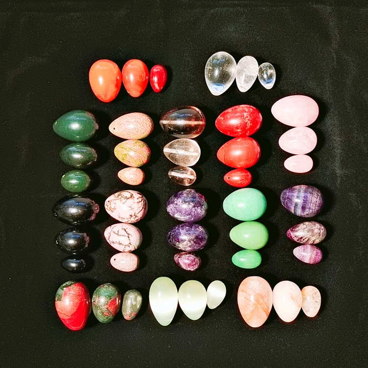 

Welcomed style Jade Stone Yoni Eggs reiki set Healing Crystal Gemstone eggs wholesale for crystal gift