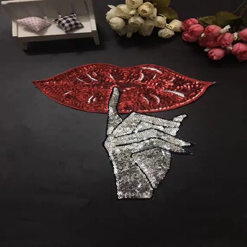 

New Silver Hand with Red Lips Iron on Sequin Patches for Colthes Mouth Sequins Patch and Embroidery Appliques Sewing DIY