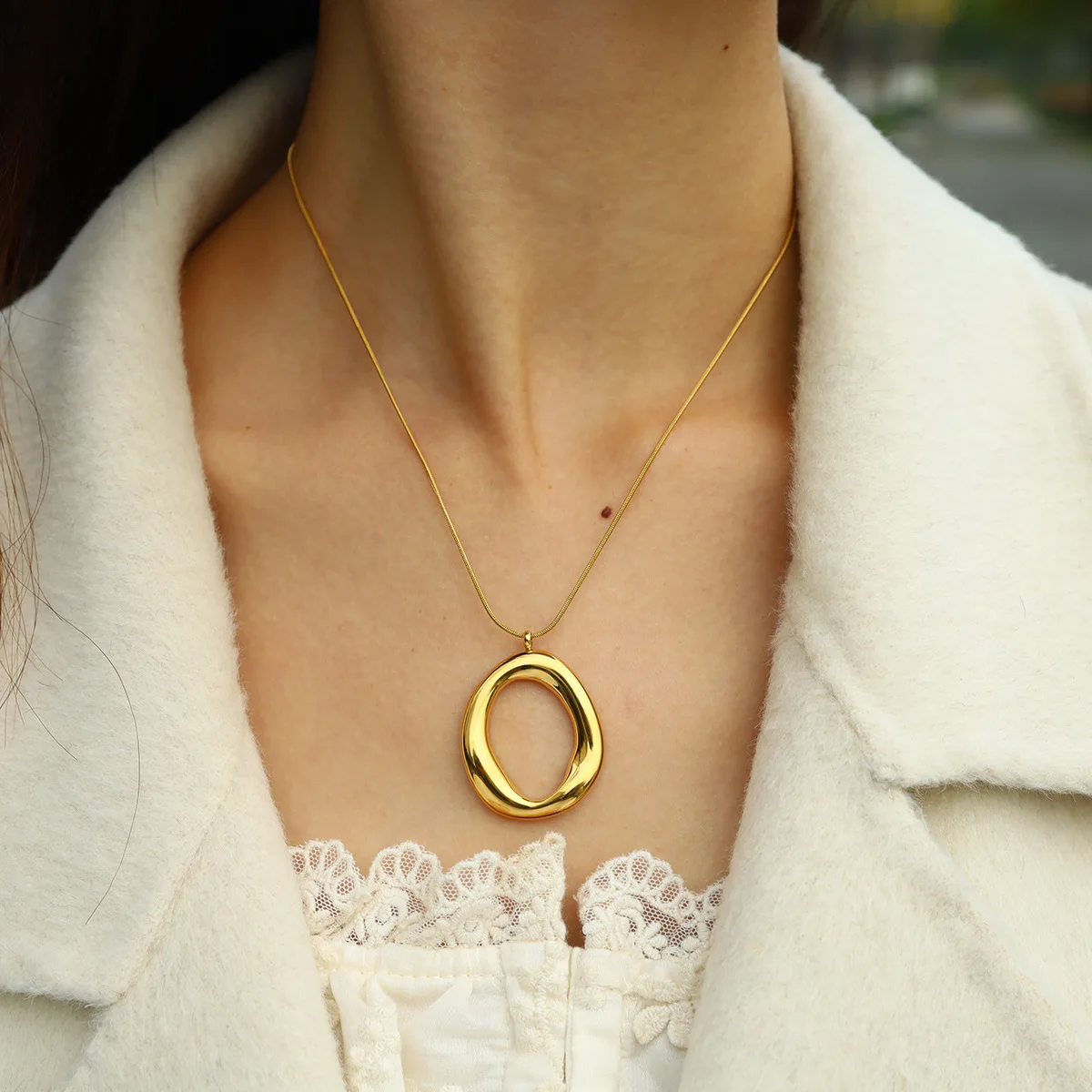 Luxury Fashion 18k Gold Plated Stainless Steel Charms Pendants Necklace Non-fading Oro Women Smooth Geometry Necklace