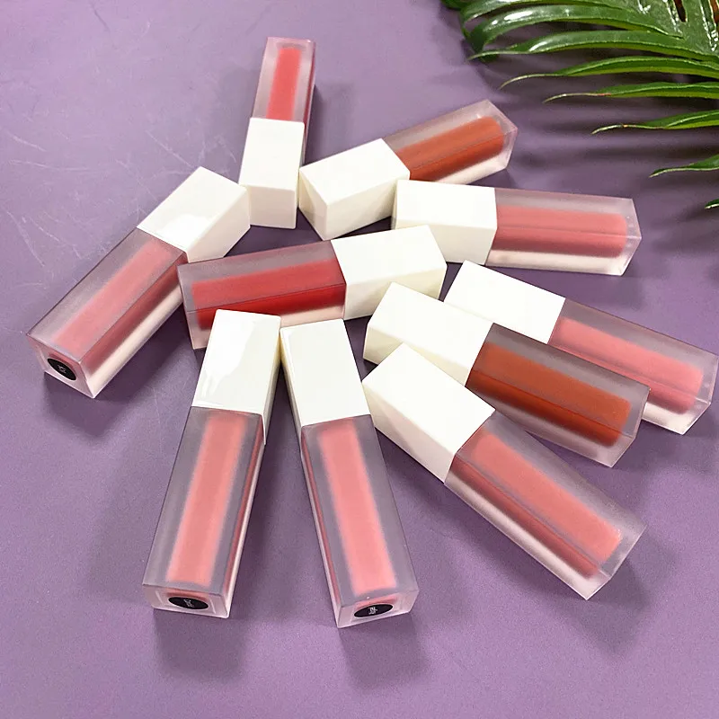 

Wholesale LOW OEM Lipgloss Makeup Vegan Glossy Private Label Lip Gloss