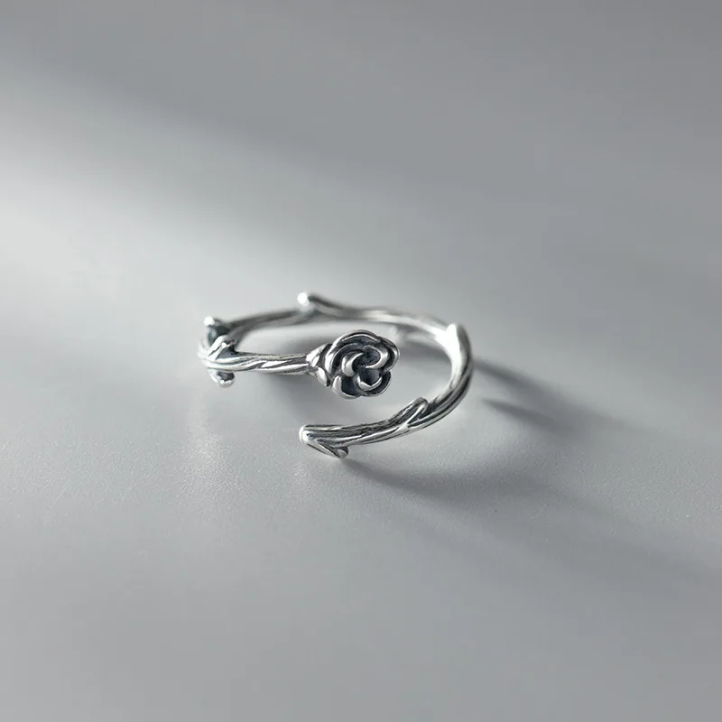 925 Sterling Silver Ring for Women Wedding Anniversary Fine Jewelry Retro Silver Rose Ring Ancient Silver Engagement Ring