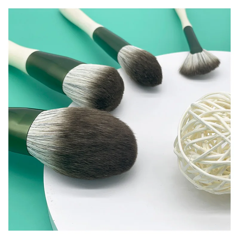 

Good quality low price customised pro cosmetics 4 piece makeup brush set, Customized color