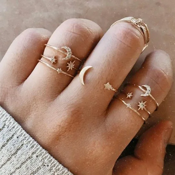 

Fashion 7 pcs Ladies Gold Finger Rings Set for Women Moon and Star Jewelry Ring with Crystal