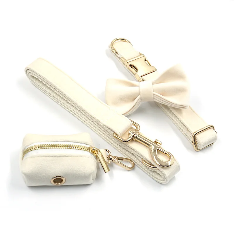 

Manufacturer Cross border cream velvet gold clasp pet collar leash bow poop bag, Picture shows