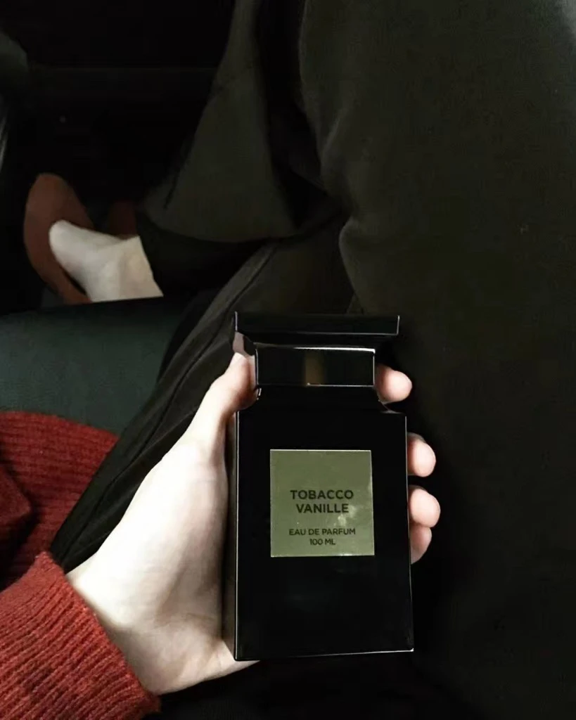 タバコバニール香水100ml3 4fl Ozオードパルファムフォード男性女性香水フレグランスタバコニュートラルパルファム長持ちスプレー Buy タバコダイアヴァニラ香水 タバコダイアヴァニラ100ミリリットルedp フォード男性女性タバコ香水フレグランス Product On Alibaba Com
