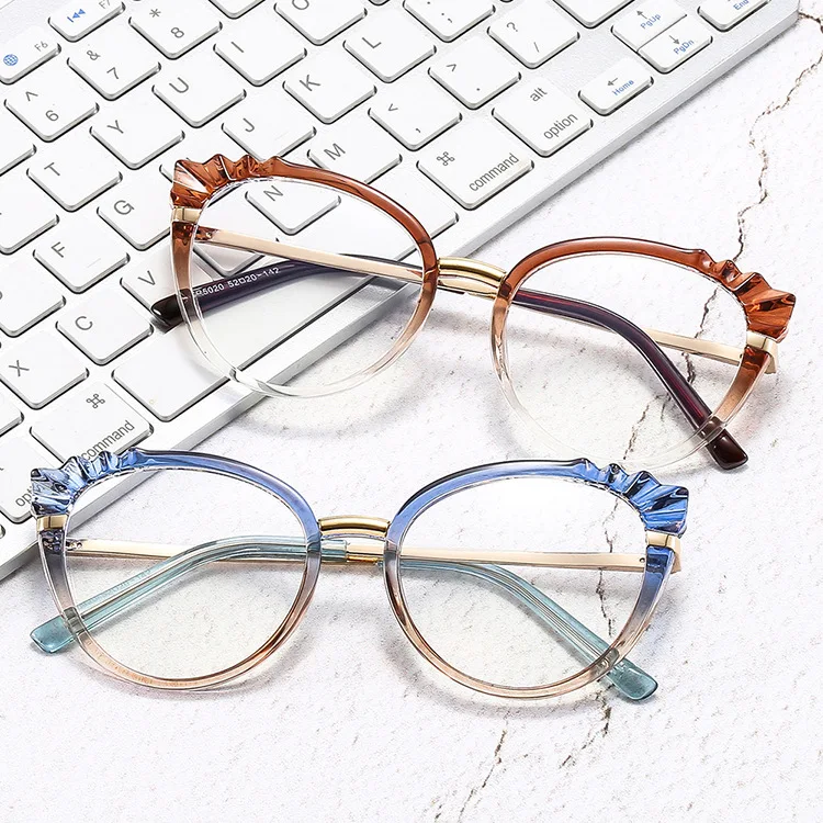 

2022 Newest High Quality Adults Cat Eye Gradient Colorful Frame Flexible TR90 Anti Blue Light Blocking Glasses