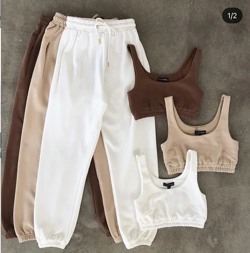 

Logo Custom offer Summer Jogger Two Piece Set Casual Training & Jogging Tracksuit For Women