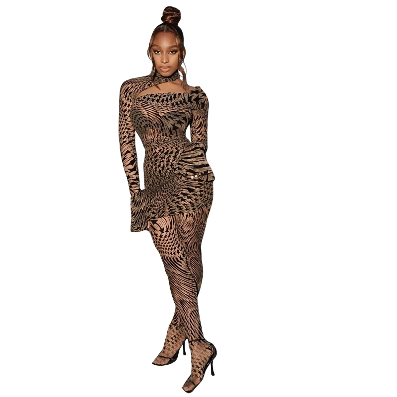 

K21S10556 Spring 2022 Print Stretch Irregular Top Foot Tight Set Elastic Mesh See Through Women Two Piece Sets