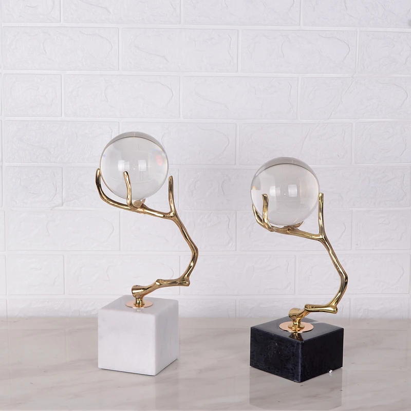 

HOME DECOR ACCENT CRYSTAL GLOBE WITH BRASS STAND LUXURY DESKTOP DECORATIVE OBJECT
