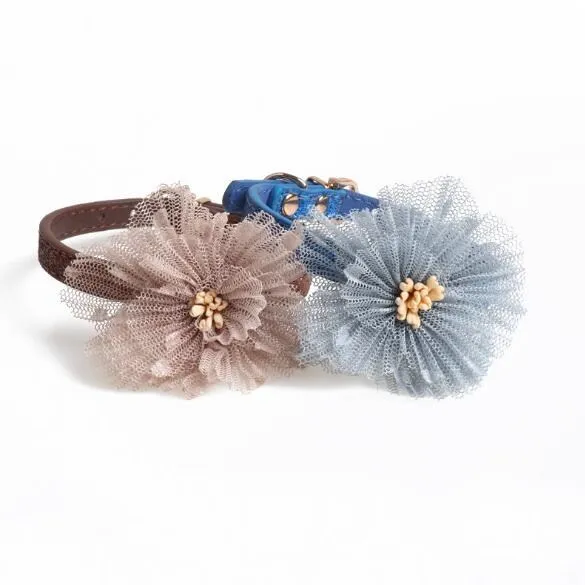 

New Fashion Design Decorated Flower Pet Collar Cute PU Dog Cat Collar With Metal Buckle