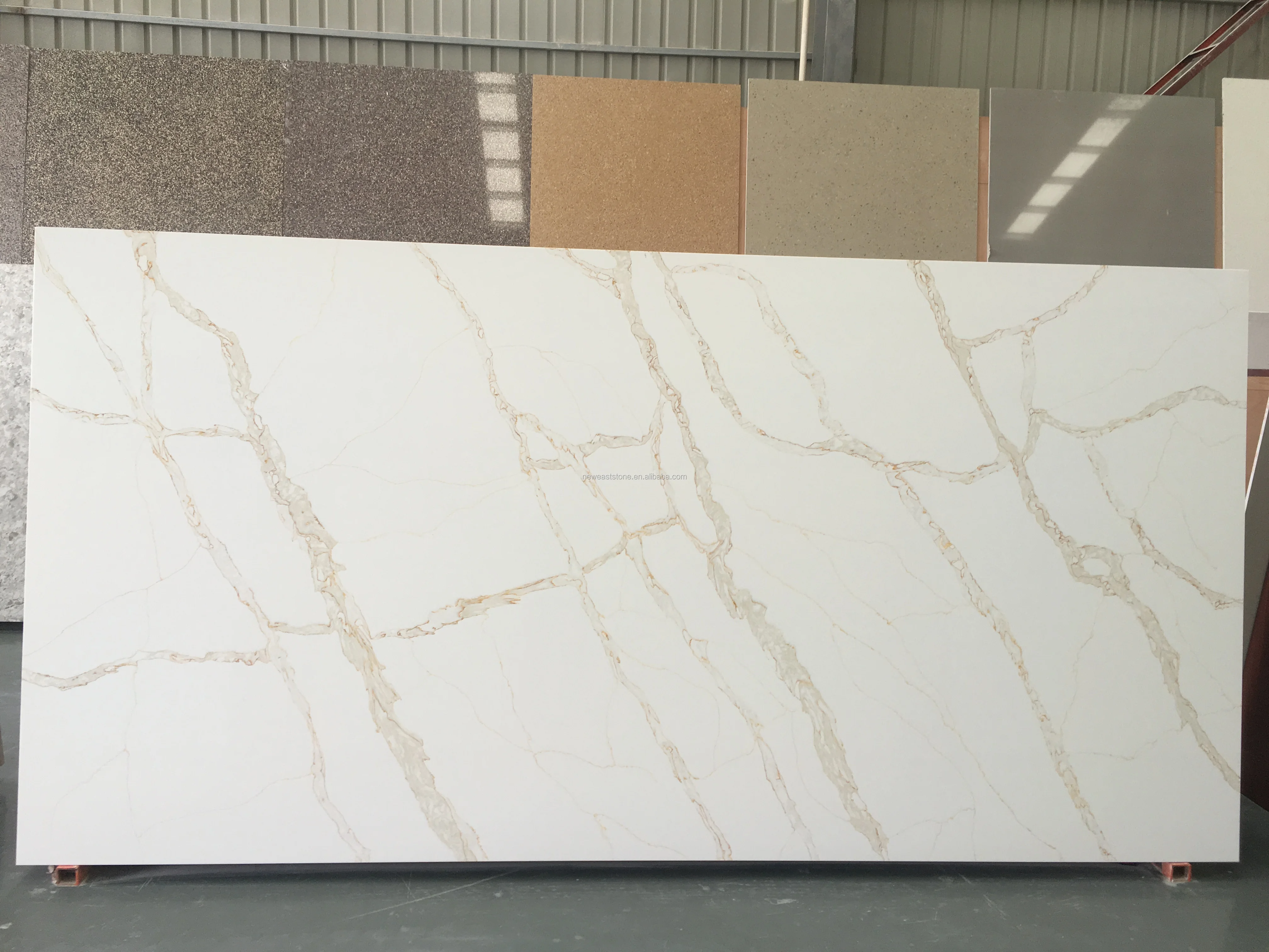 Artificial Calacatta Golden Manila Veins Marble Quartz Slabs For Wall Price  - Buy Artificial Marble Slabs,Marble Slabs For Wall,Calacatta Quartz Slab  Price Product on 