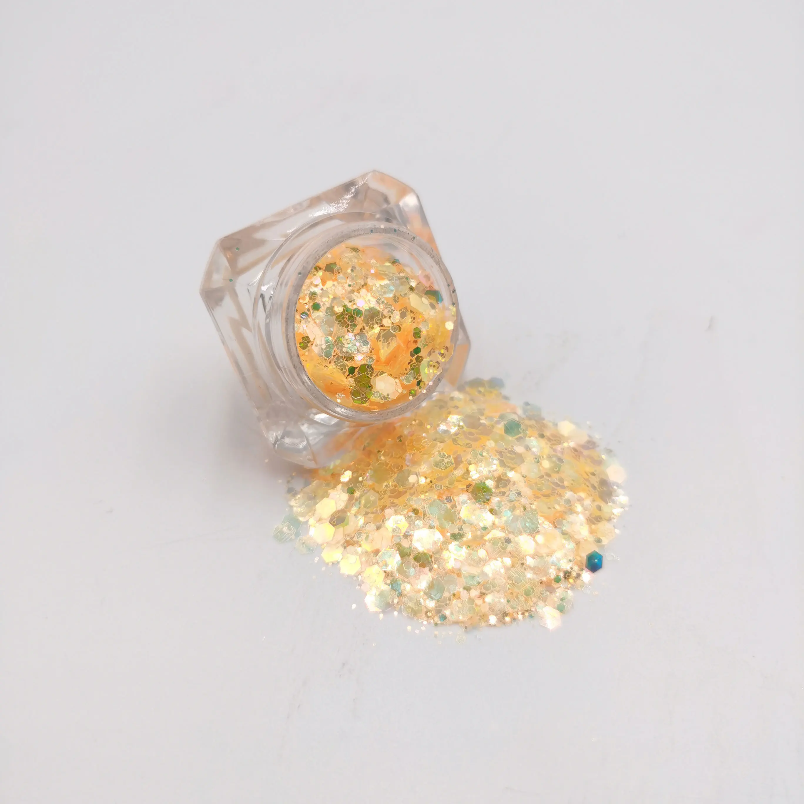 

XUCAI factory bulk craft Tumbler glitter wholesale bulk high flash yellow glitter sequins