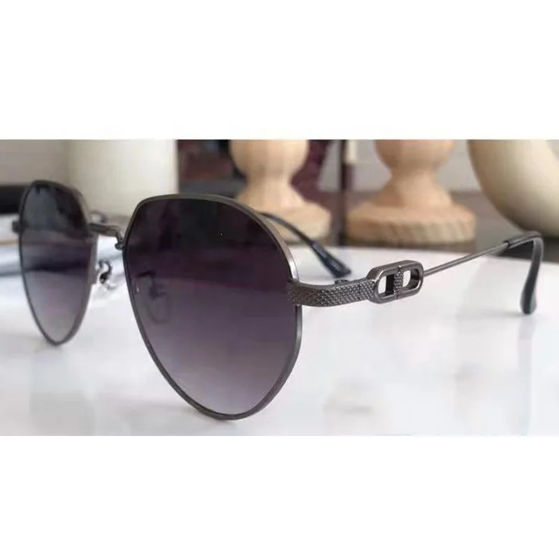

Classic Custom Logo Sunglasses Shades Sunglasses Polarized Sun Glasses