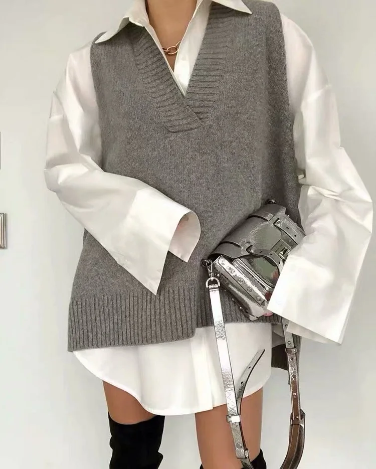 

Wholesale V-Neck Sleeveless Women's Sweaters Knitted Vest Oversized Pullover Sweater Women, Gray