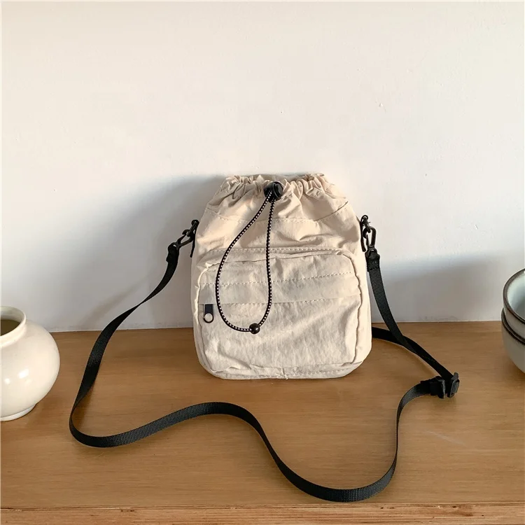 

New Product Simple Small Crossbody Bag Casual Fashion Nylon Shoulder Bag Drawstring Ruched Women's Mini Bag with Removable Strap