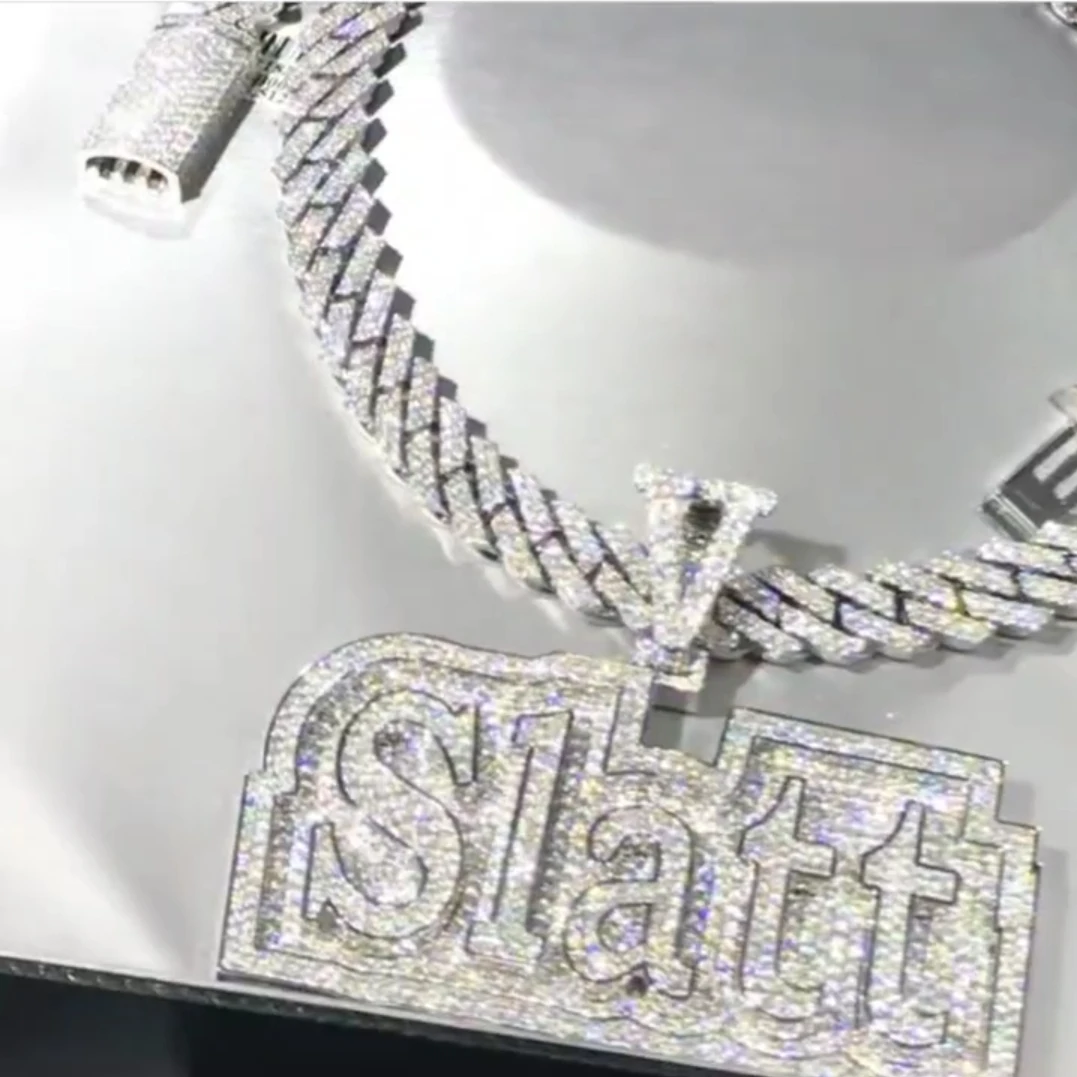 

Shine VS Moissanite Diamond Iced Necklace Pendants Custom Silver S925 Bling Initial Letter Pendant