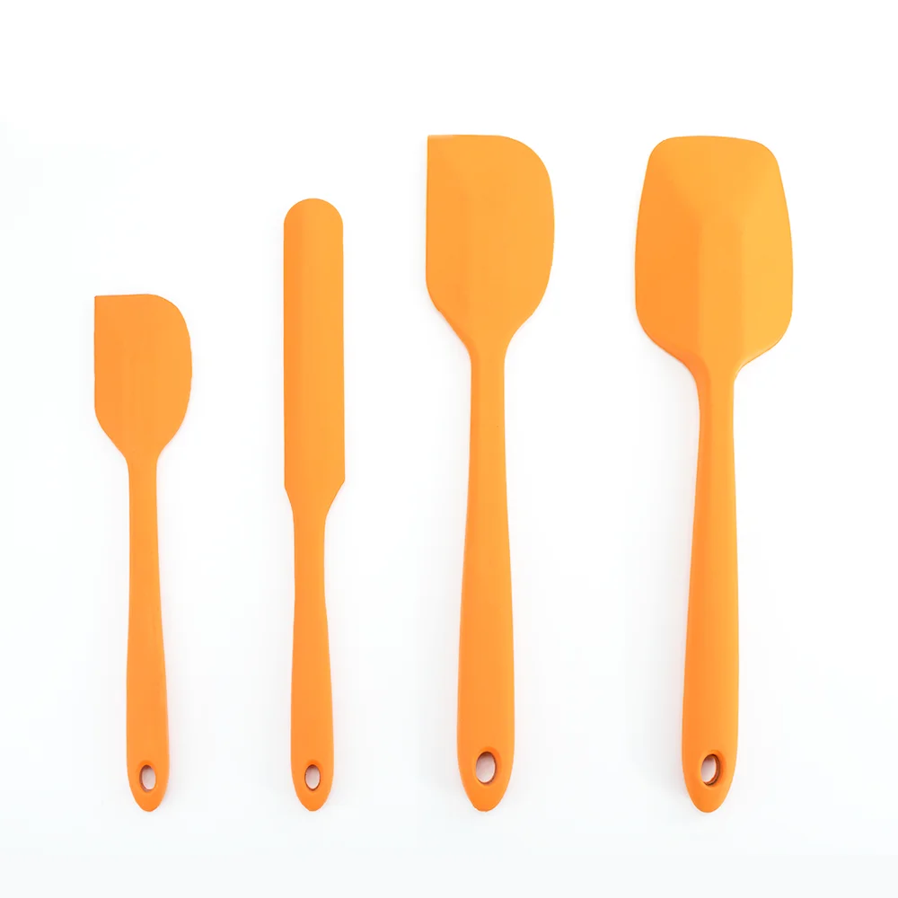 
Microwave Silicone Bakeware Set of Muffin Mould, Spatula, Mixing and Pastry Brush 