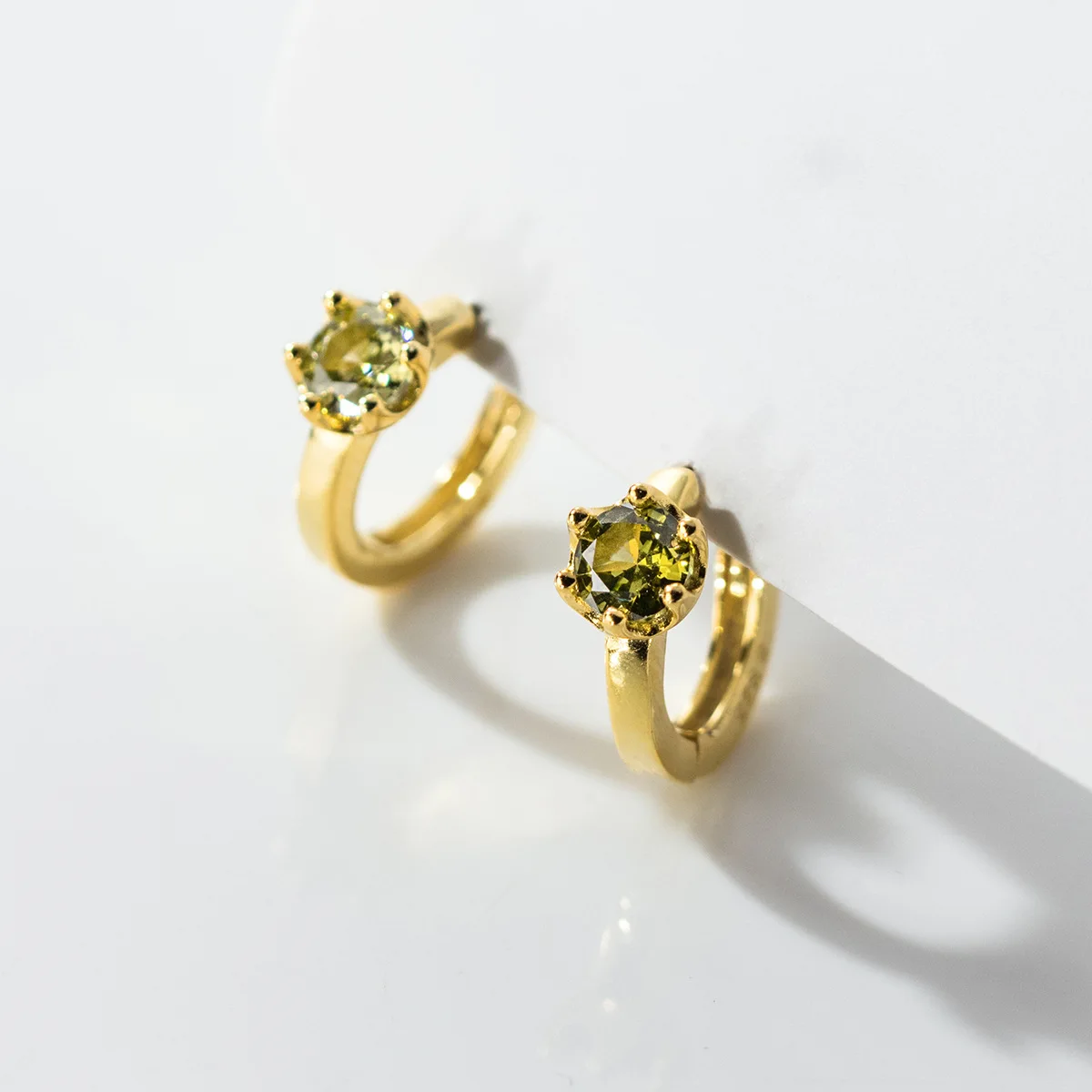 

wholesale 925 silver hoop earrings women 925 sterling silver olive green zircon gold hoop earrings jewelry dropshipping
