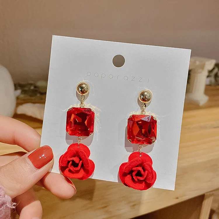 

2020 fashion red flower rose earing women