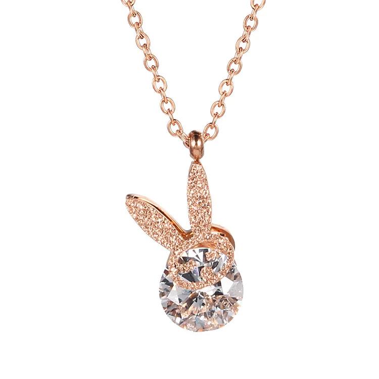 

2021 new fashion 18k gold plated stainless steel necklace big diamond rabbit bunny pendant titanium steel chain