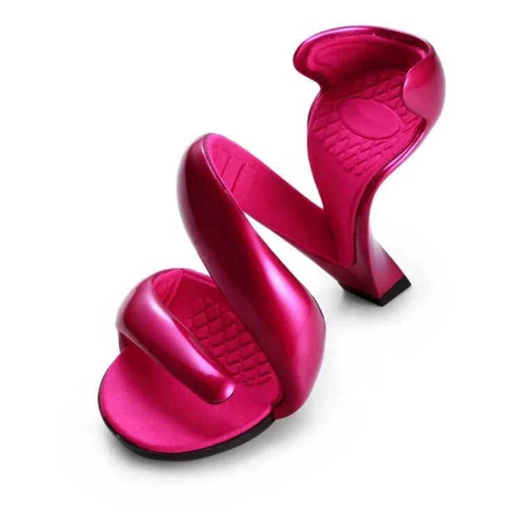 

2020 sexy designer snake shape and hollow out sole women sandals in stock
