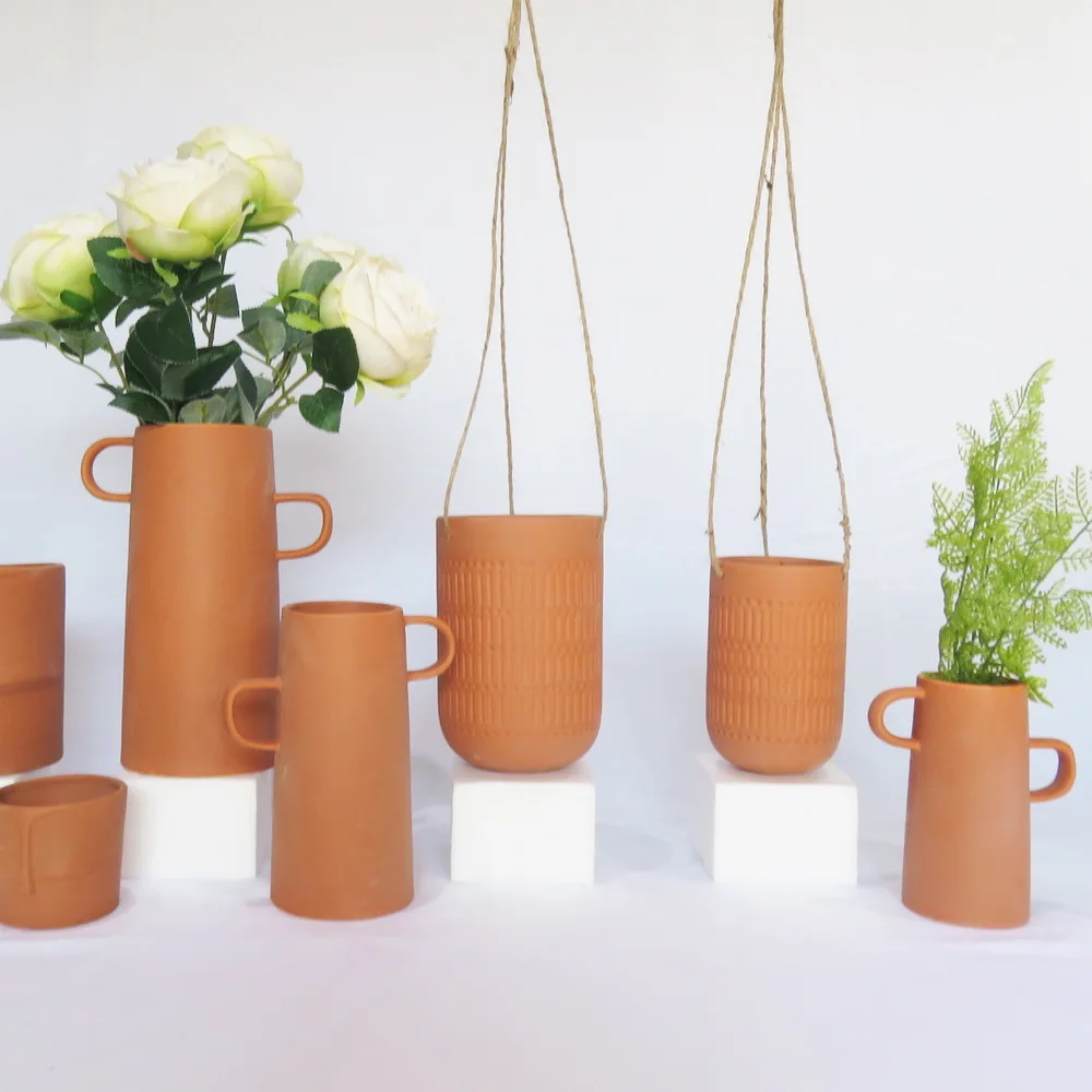 

Wholesale valentine theme decoration glazed porcelain ceramic plant flower vase, Customized
