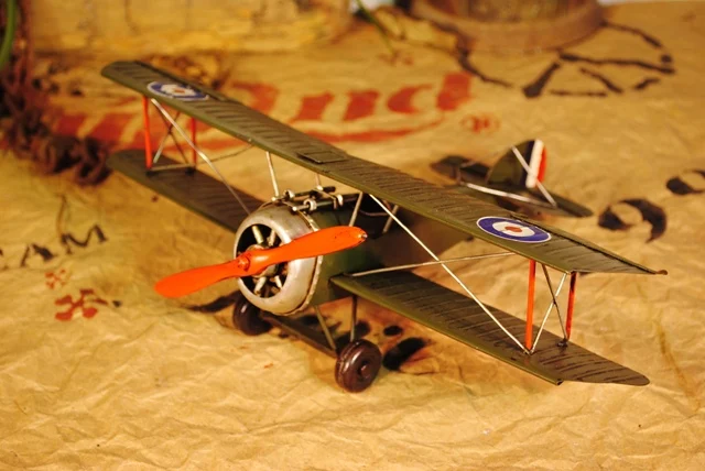 工艺礼品铁飞机微型模型