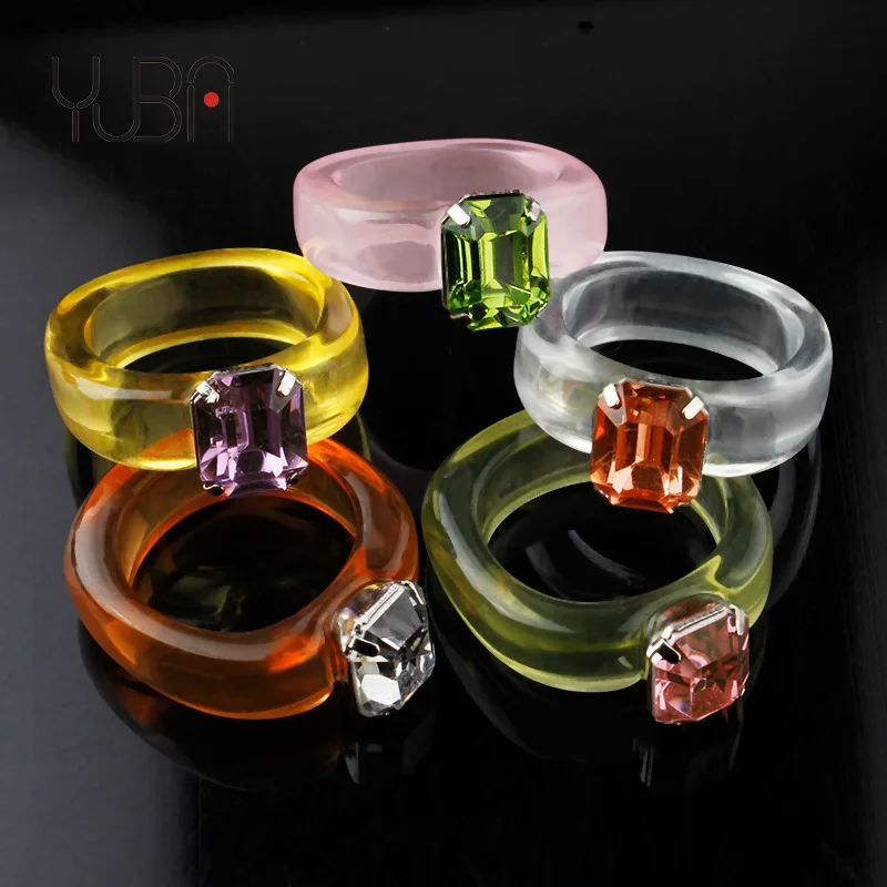 

Resin Rings Popular Diamond Clear Crystal Rhinestone Transparent Acrylic Resin Rings For Women