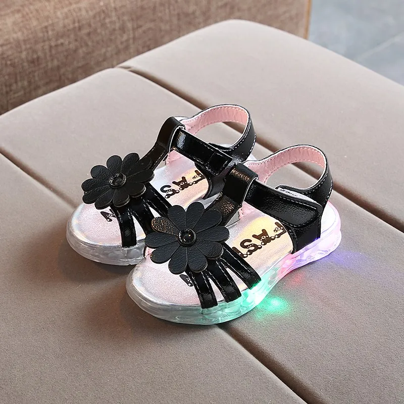 
summer kids girls flower beach led light sandals fashion popular 