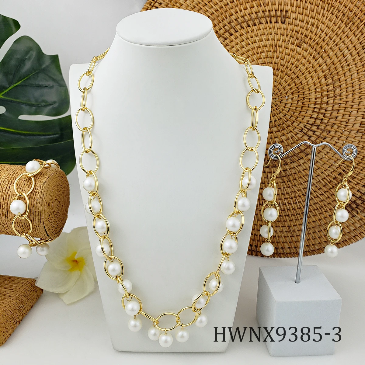 

Usun new screwy pendant earrings heart necklace flower engraved hawaiian pearl sets 14k gold plated necklace set for women girls, Customized color