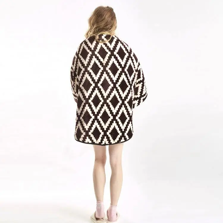 
New product 100% Polyester flannel round heated throw 