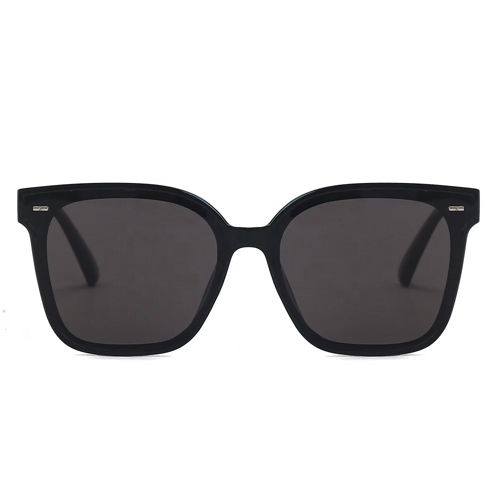 

Classic Fashion Stylish Big Sunglasses for Women Men Polarized and UV Protection