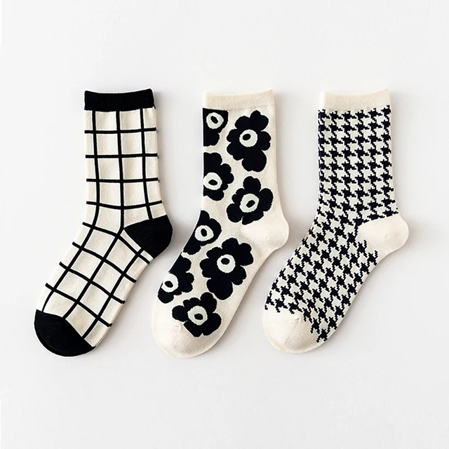 

INS 2021 New Fashion Houndstooth Cotton Caramella Kawaii Women'S Plaid Socks