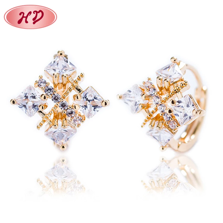 

Wholesale Dubai Cheap Fashionable 18K Gold Plated Hoop Earrings Designs for Women Jewelry