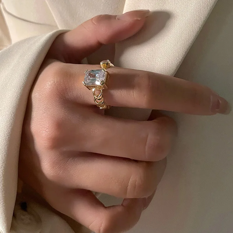

fashion quality jewelry square crystal chain shape ring
