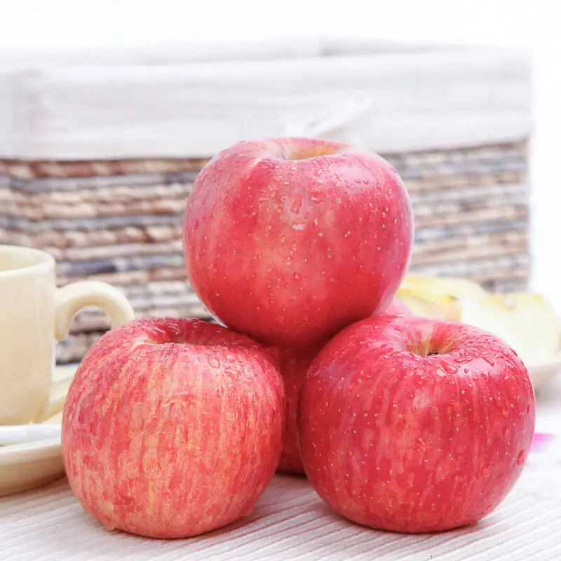 
2019 new fresh fruits red China Fuji apples 