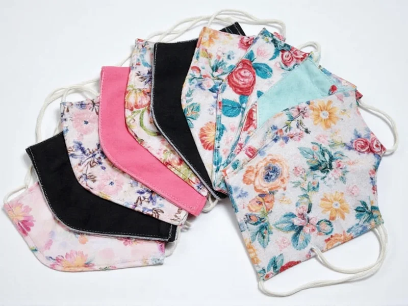 Customized DIY face masks with nose wires and colorful fabrics