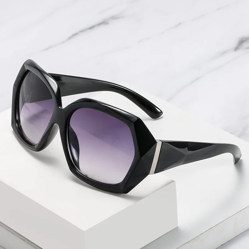 

Lmamba 2021 New Diamond Side Cut Sun Glasses Fashion Personality Metal Polygon Shades Sunglasses Women