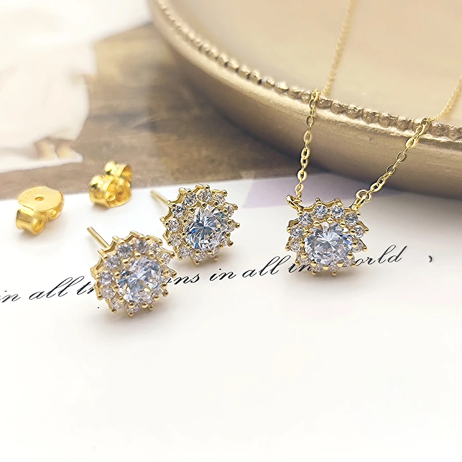 

Fashion Real Pure Gold Jewelry Set Au750 Solid Pendant 18K Gold Chain Necklace Stud Earring with 5A CZ Stones For Women