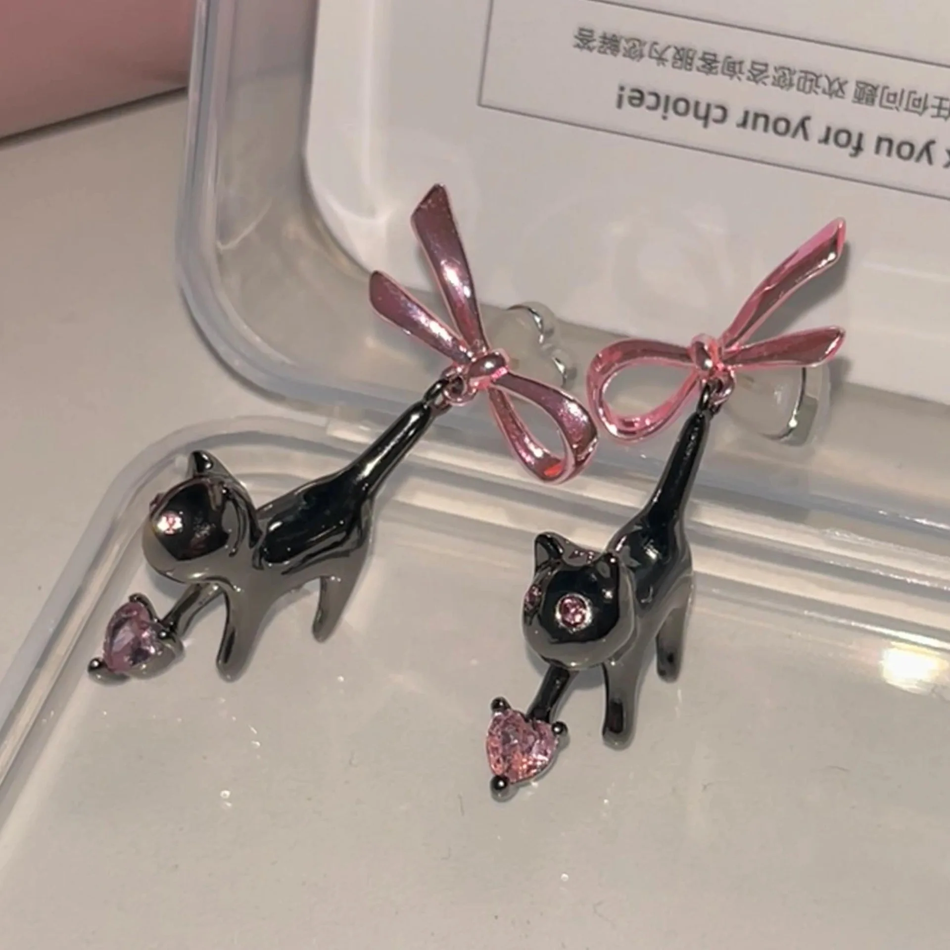 

2023 new design cute animal jewelry Zircon cat earrings black cat pink bow earring for girls