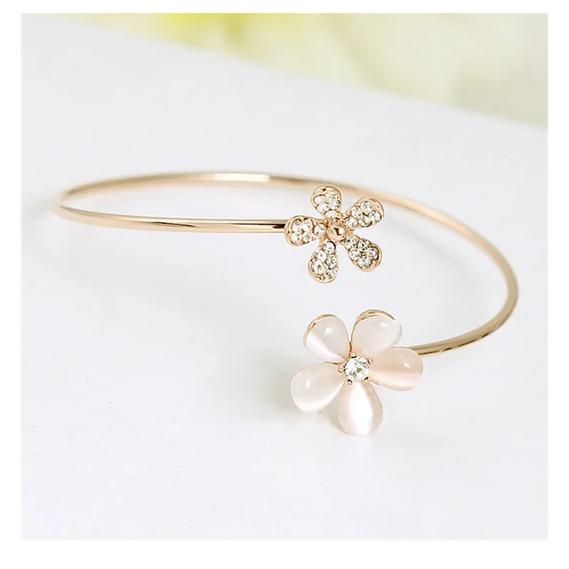 

Fashion Jewelry Open Opal Daisy Flower Bangle Bracelet Micro Inlaid Cubic Zircon Flower Bangle For Women