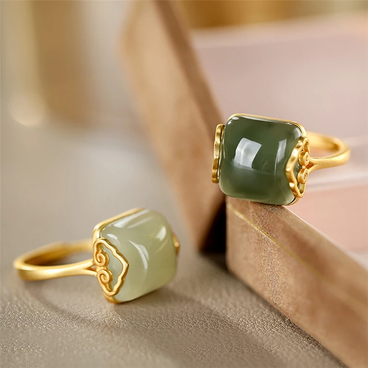 

Simple retro elegant open-mouth food ring bracelet S925 sterling silver gold-plated jade ring for women AP2