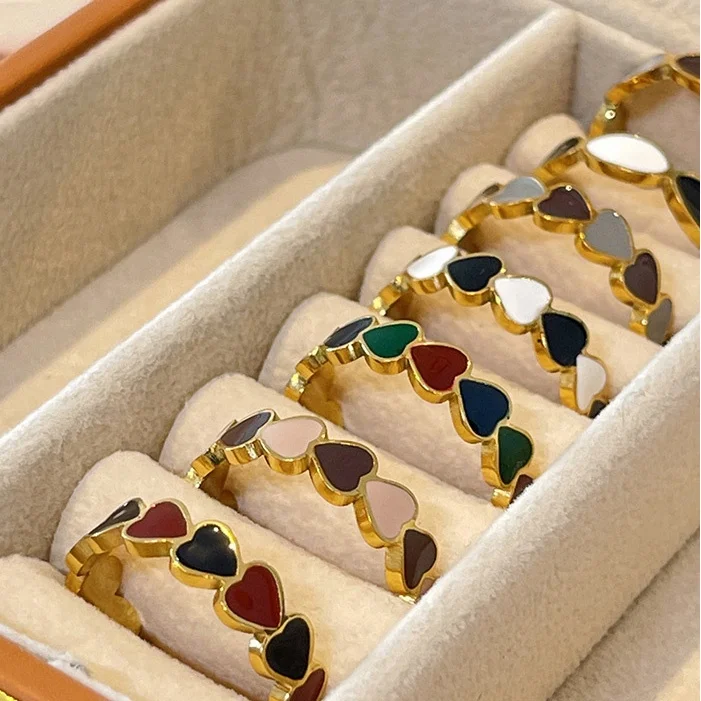 

New Beach Waterproof Jewelry Women 18K Gold Plated Stainless Steel Black White Enamel Heart Oval Open Adjustable Finger Ring