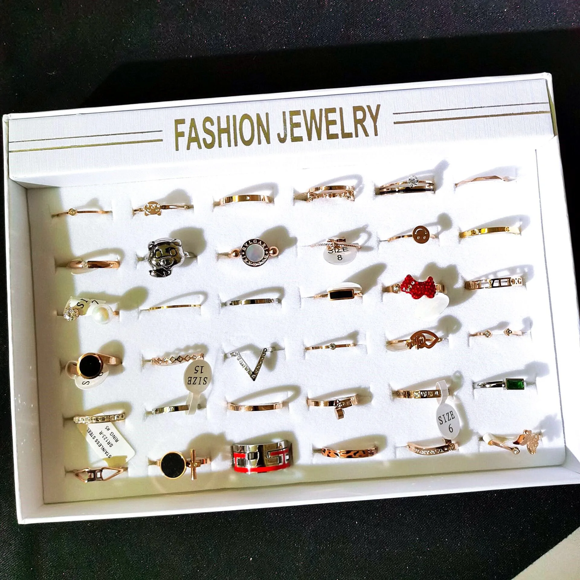 

Wholesale 36PCS Mixed Style Stainless Steel Rings Women's Fashion Rhinestone Jewelry Lots Wedding Anniversary Band Party Gifts