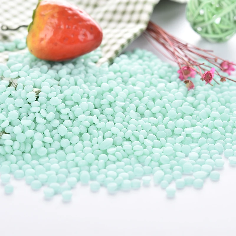 

Laundry Fragrance Boosters Completely dissolves in water Safe for all colors and fabrics 260g loads 1 bottle, 5 colors