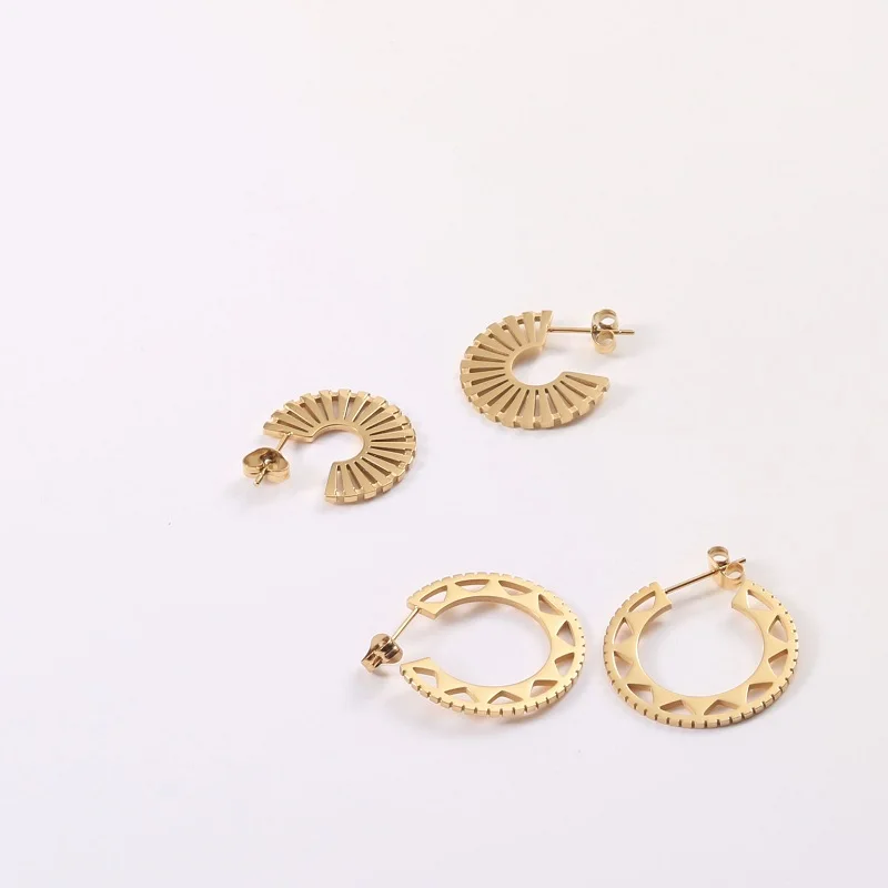 

JOOLIM Jewelry Trendy Earring 18K Gold Plated Circular Sector Hollow C Hoop Earrings Stainless Steel Earrings Wholesale