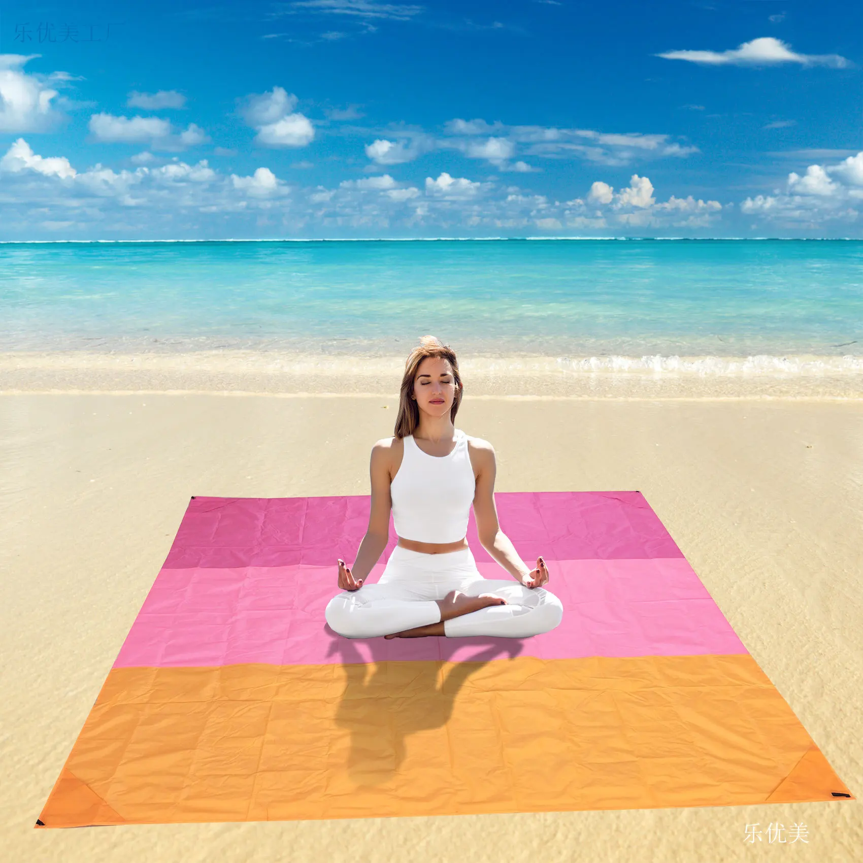 

Sand Free Beach Blanket Quick Drying Light Weight Waterproof Beach Mat 200*210CM, Customized color