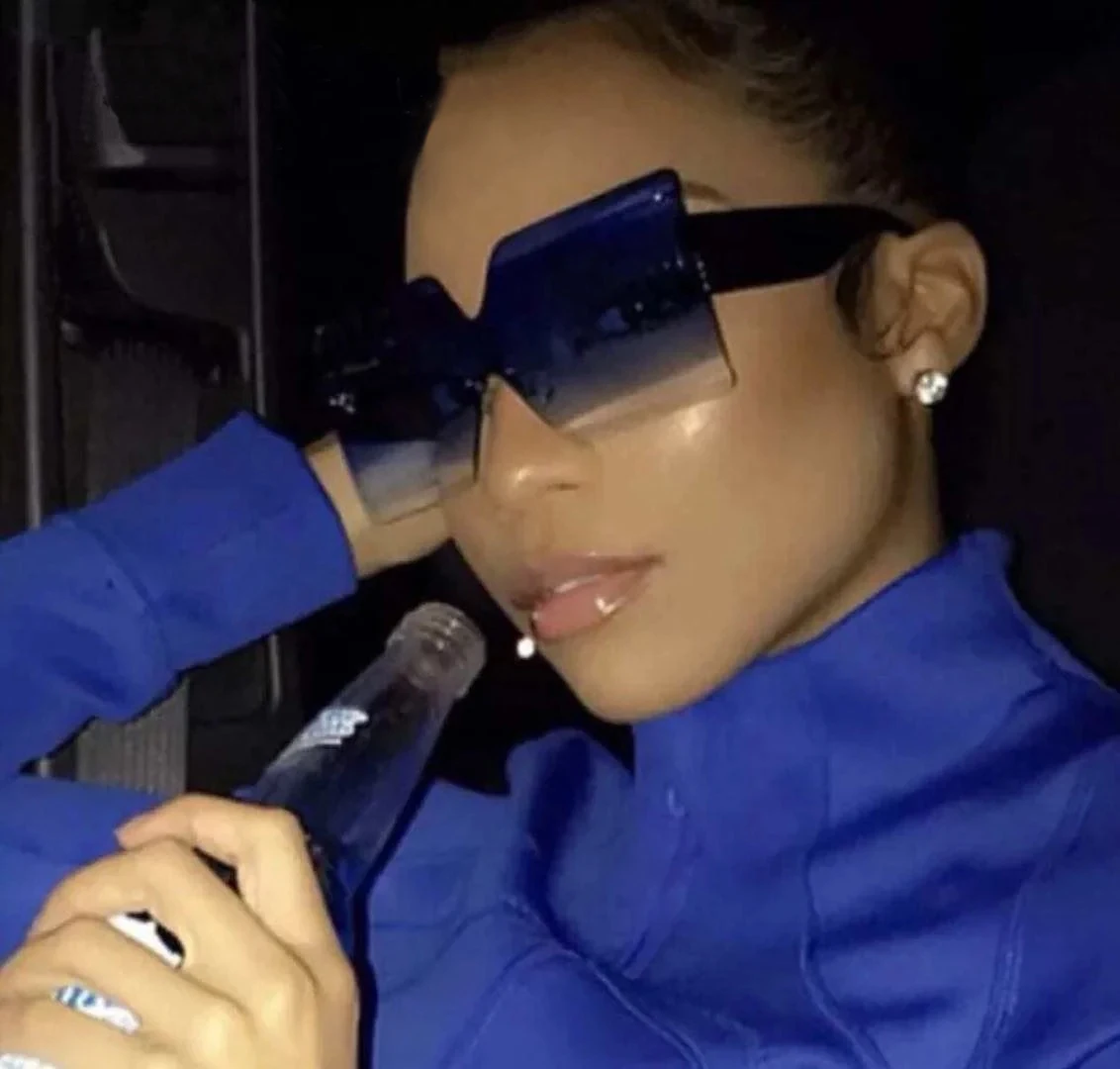 

High Quality Trendy oversized one lenes square Sunglasses