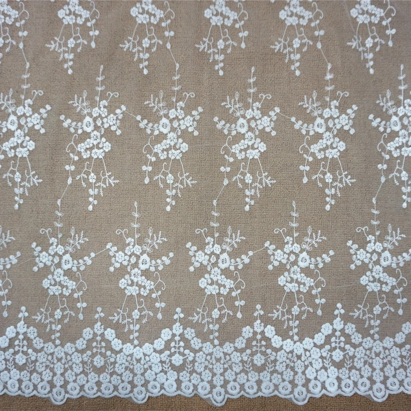 

Manufacture soft guangzhou white net lace fabric embroidery flower, Ivory