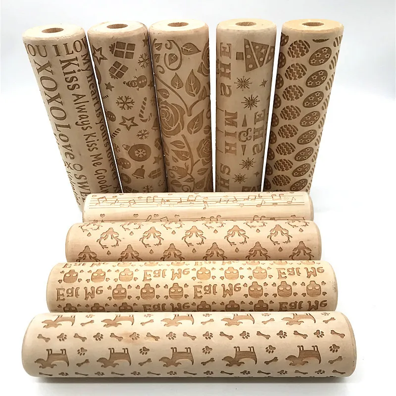 
2020 Hot Kitchen Style Natural Wood Christmas embossing Rolling pin 